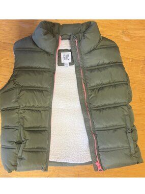 GAP KIDS Unisex Sherpa Puffer Vest Small Olive Green Orange Zipper Boys Girls